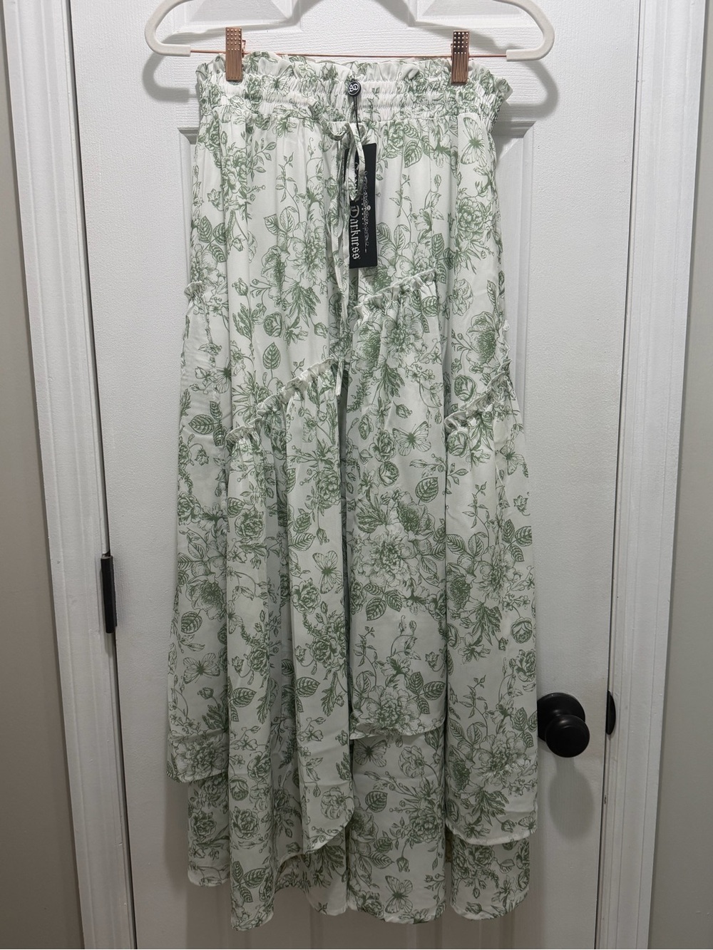 Women’s Green Floral Tiered Maxi Skirt - Scarlet Darkness